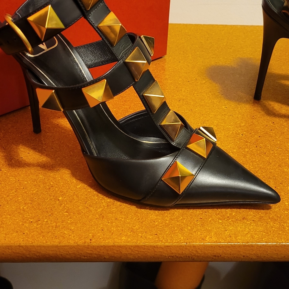 Black Valentino Heels